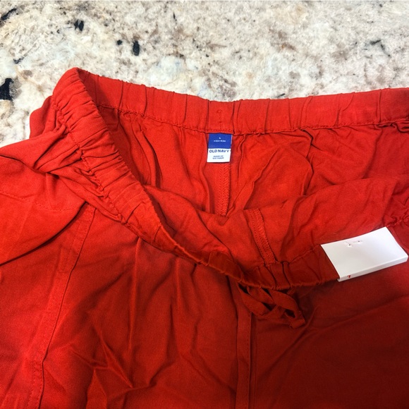 Old Navy Vibrant Red Drawstring Shorts - Picture 4 of 6
